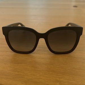 Gucci GG0034SN Sunglasses Square 54mm Barely Used & Authentic